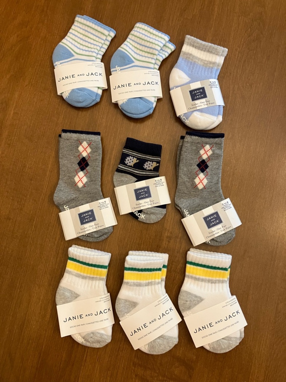3-6M Janie and Jack 9 Pair Socks. Blue, White, Green, Yellow. New with tags